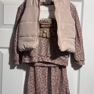 Sincerely Jules Beige Leopard Print Vest Set with Embellished Gloves